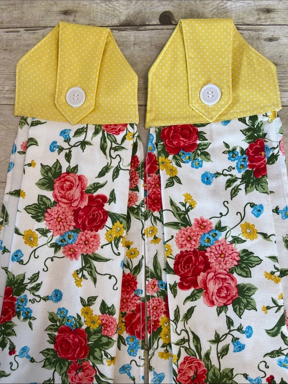Sewn Top Towel with Yellow  Pioneer Woman Set of Two